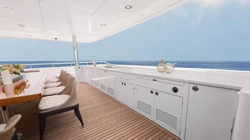 The side walkway deck, showing the practical width Horizon builds into its explorer-style yachts for crew access.
