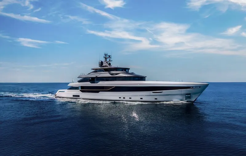 Spribe, the first hull of the Admiral Panorama 50 series, underway off the Italian coast after her December 2025 sea trials at Marina di Carrara.