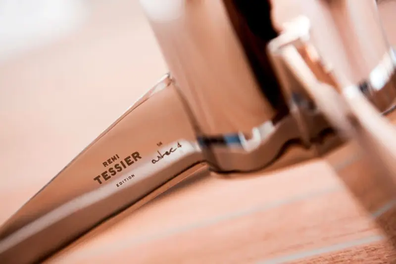 A signing pen in a Remi Tessier travel case, one of the personalised details Rossinavi's owners commission alongside the build itself.