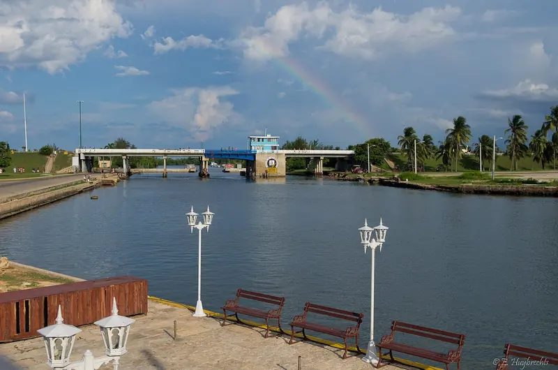 A drawbridge lifts over one of Varadero's coastal canals, the working link between the marina district and the open sea.
