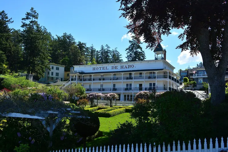 The Hotel de Haro at Roche Harbor, built in the 1880s around the old lime works and still the resort's centrepiece.