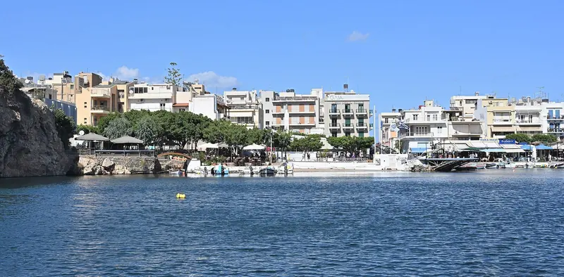 Lake Voulismeni, the small inner harbour that connects to the sea and gives Agios Nikolaos its distinctive layout.