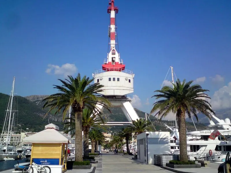 The old submarine tower kept as a landmark in the middle of the marina.