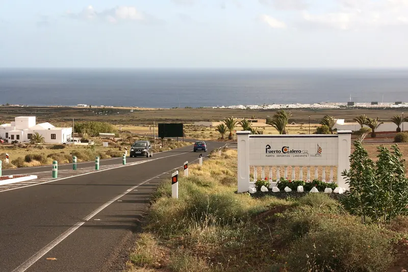 The approach by road. The marina is 20 minutes from Arrecife and the airport, with nothing much in between.