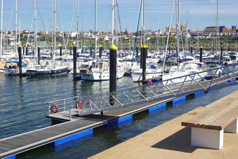 The full sweep of the marina. At this size the walk from a far pontoon to the office is a real consideration.