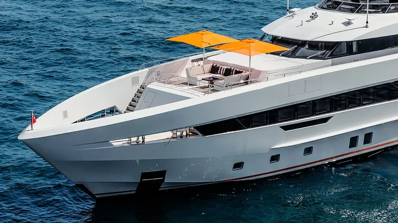 The near-plumb bow that Omega Architects drew for the class, adding waterline length without lengthening the hull.
