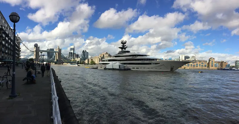 Kismet moored on the Thames by Tower Bridge in October 2016, dwarfing the London skyline behind her.