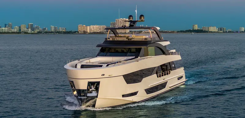 The 35R's near-vertical hull sides, built to maximize interior volume on a 115-foot platform.