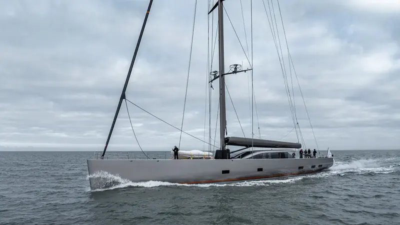 Magic under sail, her Reichel/Pugh-designed rig carrying a full sail plan.