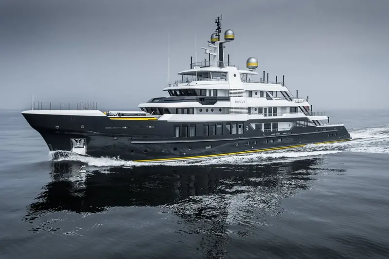 Scout's profile from Hakvoort's own yard record: ice-classed steel hull in shark grey, aluminium superstructure in Matterhorn white.