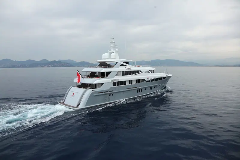 2 Ladies cruising under grey skies, her repainted hull and superstructure fresh from the 2025 refit programme.