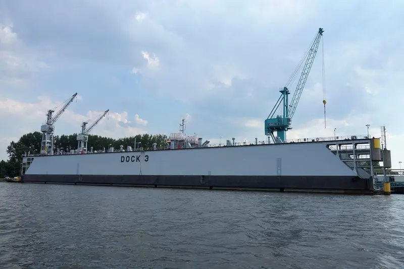 Dock 3, a former naval floating drydock, now works for the Lurssen yard at Berne.