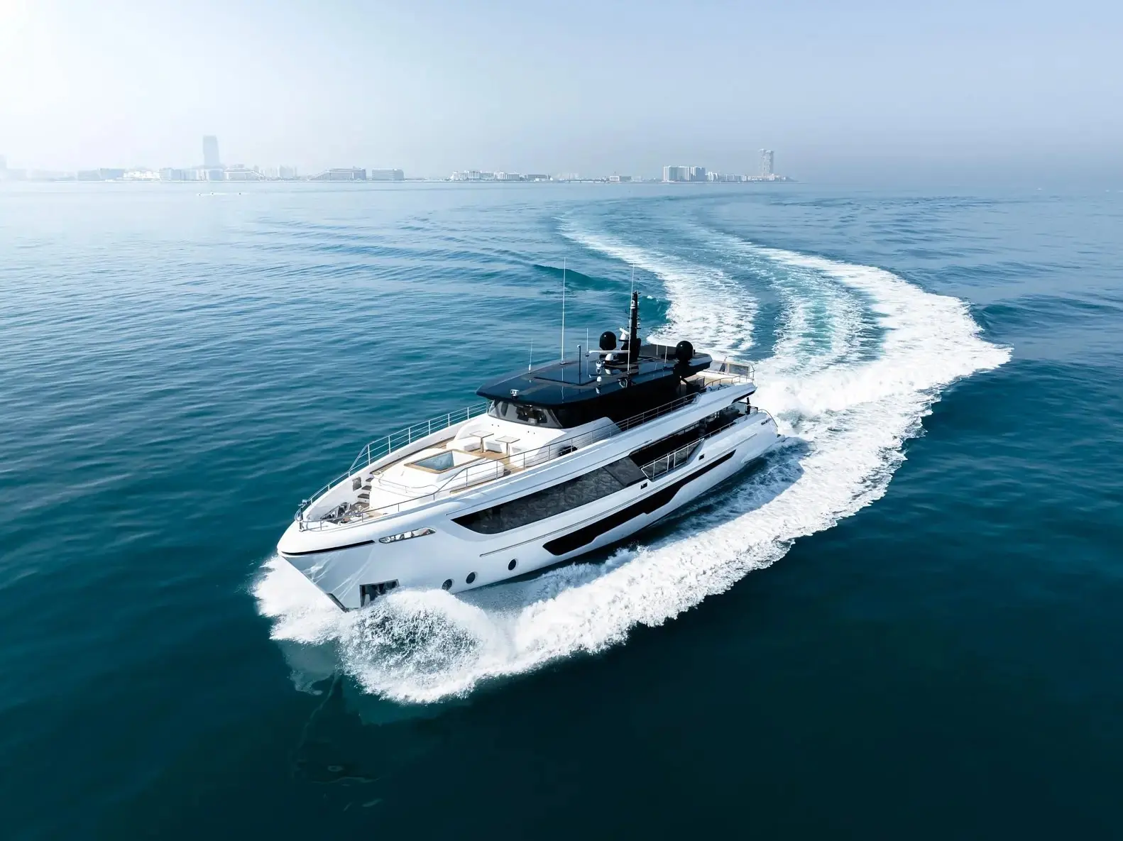 Majesty 111 - Gulf Craft