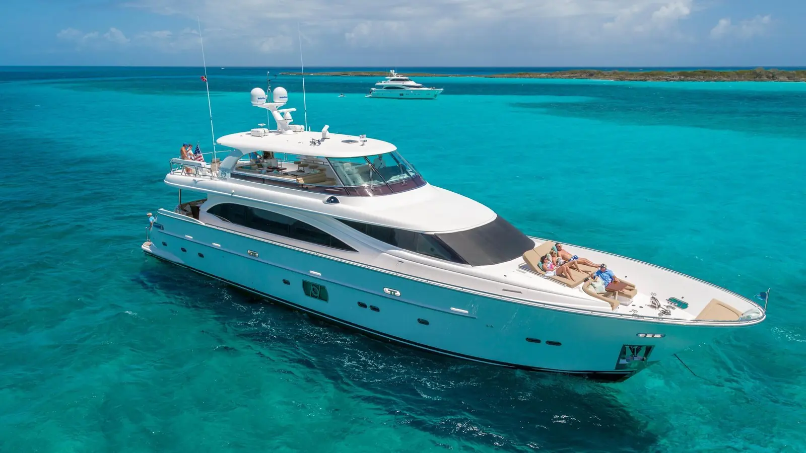 E98 - Horizon Yachts