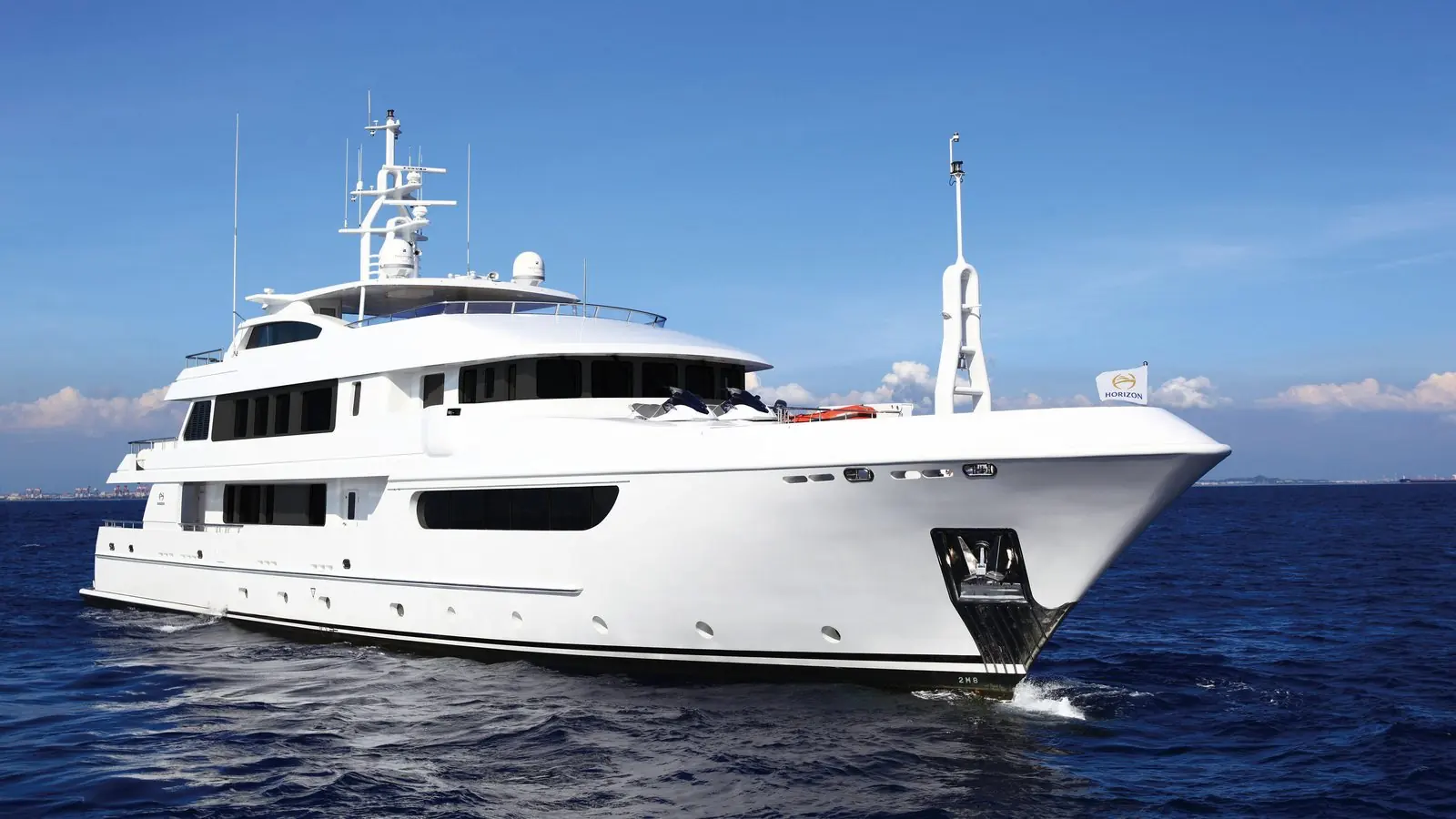EP150 - Horizon Yachts
