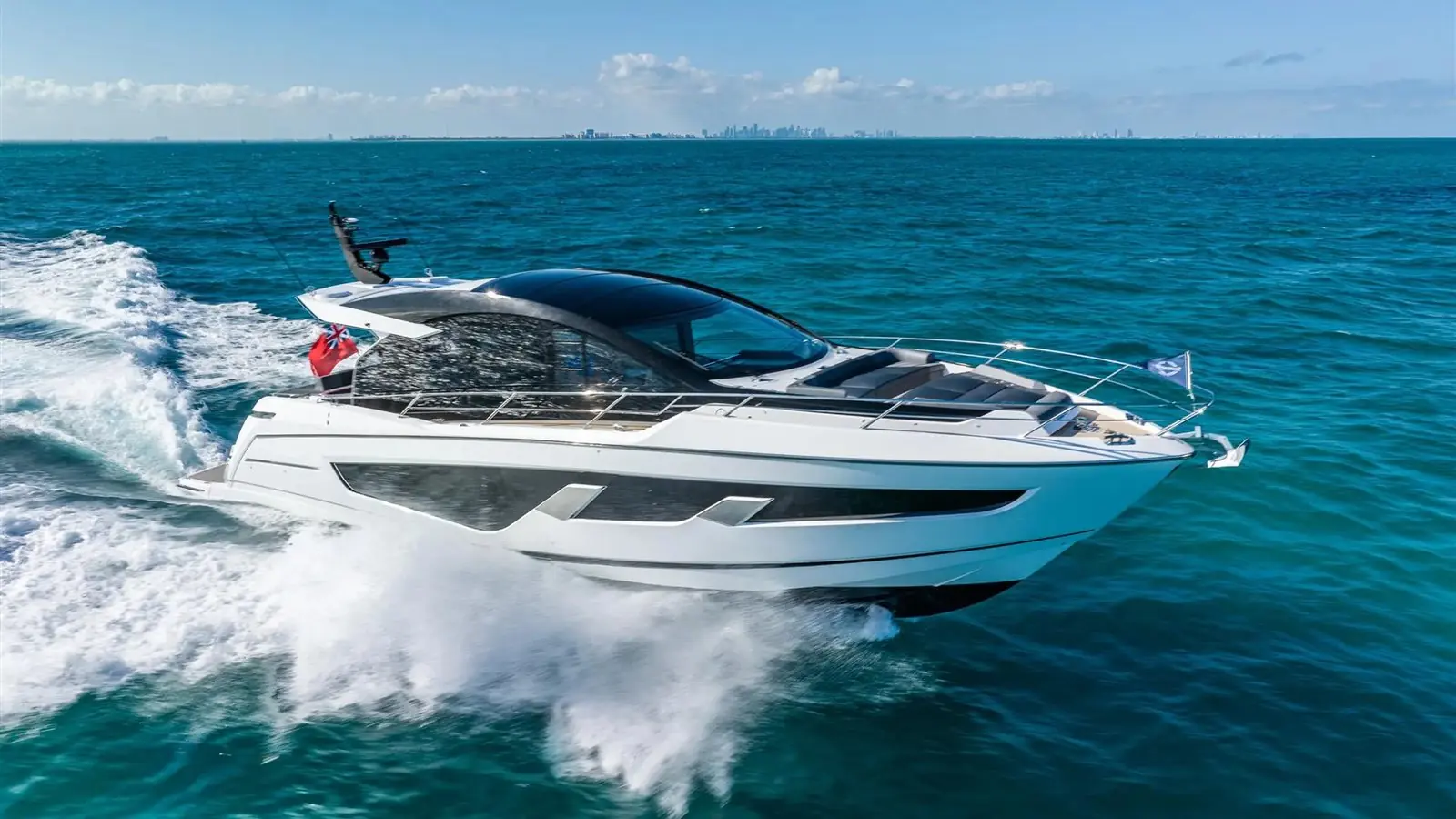 Sunseeker Predator 65 - Sunseeker